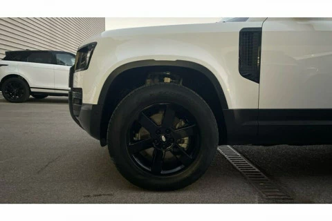 Land Rover Defender 110 D200 MHEV Standard 4WD Auto 147 kW (200 CV)