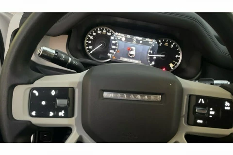 Land Rover Defender 110 D200 MHEV Standard 4WD Auto 147 kW (200 CV)