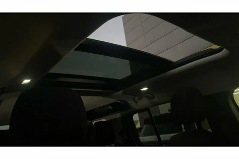 Land Rover Defender 110 D200 MHEV Standard 4WD Auto 147 kW (200 CV)