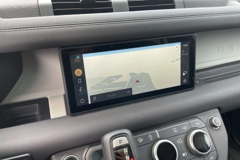 Land Rover Defender 110 D200 MHEV Standard 4WD Auto 147 kW (200 CV)