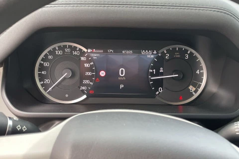 Land Rover Defender 110 D200 MHEV Standard 4WD Auto 147 kW (200 CV)