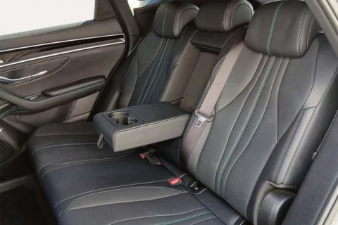 BYD SEAL U DM-i Comfort 160 kW (218 CV)