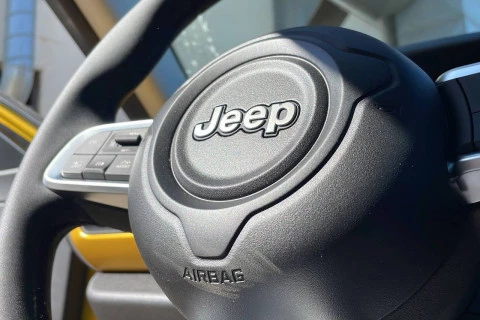 Jeep Avenger 1.2 eHybrid 81kW (110CV) Summit