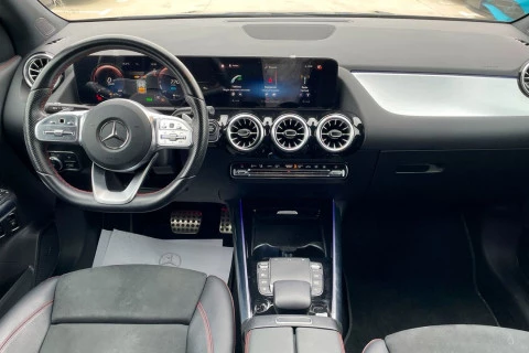 Mercedes-Benz GLA GLA 250 e