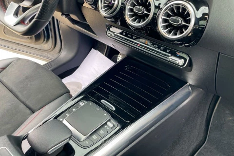 Mercedes-Benz GLA GLA 250 e