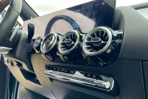 Mercedes-Benz GLA GLA 250 e