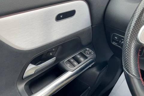 Mercedes-Benz GLA GLA 250 e