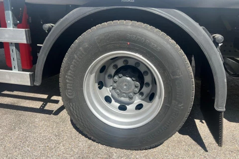 Mercedes-Benz Actros 1933 L