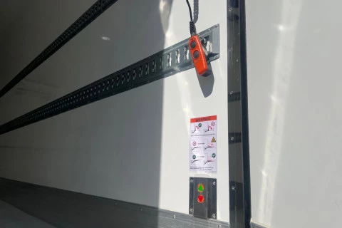 Mercedes-Benz Actros 1933 L