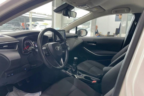 Toyota Corolla 1.6 VVT-i Sol