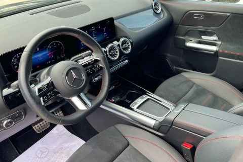 Mercedes-Benz GLA GLA 200 D