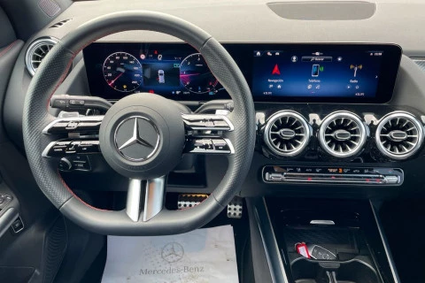 Mercedes-Benz GLA GLA 200 D