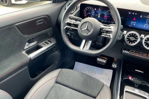 Mercedes-Benz GLA GLA 200 D