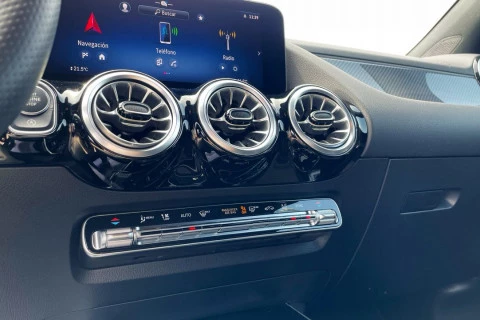 Mercedes-Benz GLA GLA 200 D