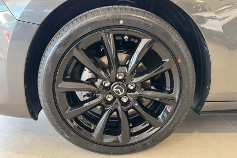 Mazda3 2.5L E-SKY G MHEV 103kW 6AT Homura