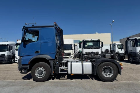 Mercedes-Benz Arocs 1851