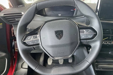 Peugeot 2008 Allure Puretech 100 S&S 6 Vel. MAN