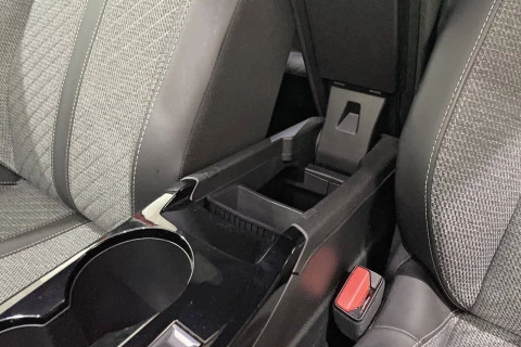 Peugeot 2008 Allure Puretech 100 S&S 6 Vel. MAN