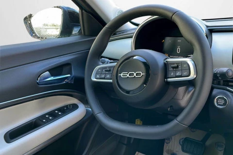 Fiat 600 600 MHEV La prima 1.2 106kW (145CV) DDCT