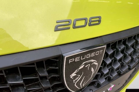 Peugeot 208 Active Puretech 100