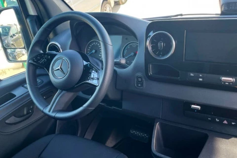 Mercedes-Benz eSprinter Nuevo eSprinter 320 Furgón PRO Medio (81kWh)[][9979NDH]