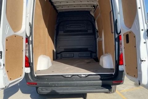 Mercedes-Benz eSprinter Nuevo eSprinter 320 Furgón PRO Medio (81kWh)[][9979NDH]