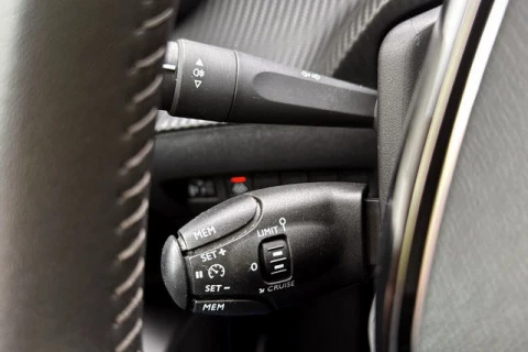 Peugeot 208 PureTech 100 Active Pack 75 kW (100 CV)