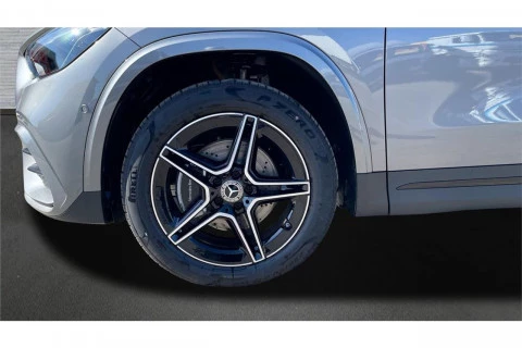 Mercedes-Benz GLA GLA 200 D