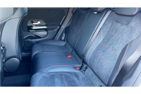 Mercedes-Benz GLA GLA 200 D