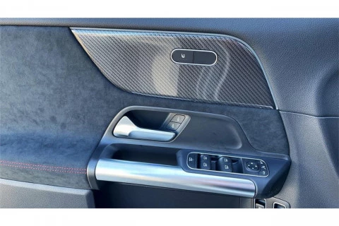 Mercedes-Benz GLA GLA 200 D