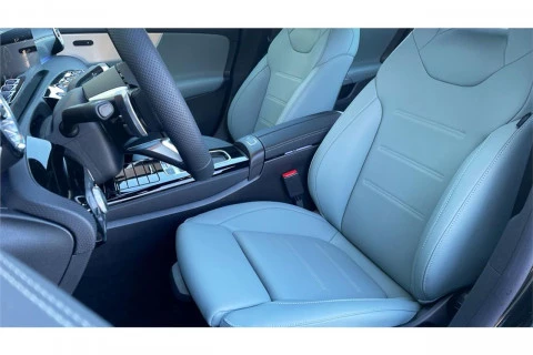 Mercedes-Benz CLA CLA 200