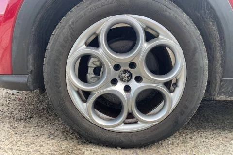 Alfa Romeo Tonale 1,6 DS 130 CV SPRINT FWD