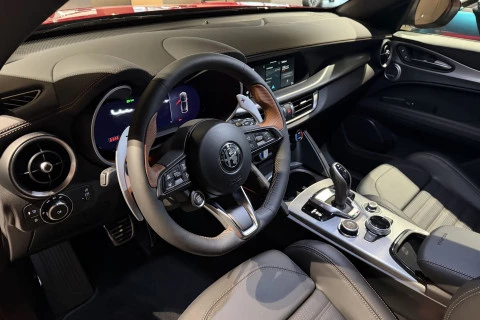 Alfa Romeo Stelvio 2.2 Diesel 154kW (210CV) INTENSA AWD