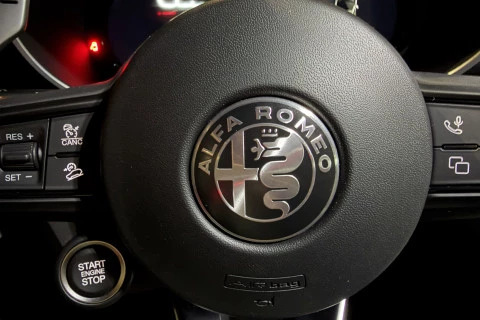 Alfa Romeo Stelvio 2.2 Diesel 154kW (210CV) INTENSA AWD