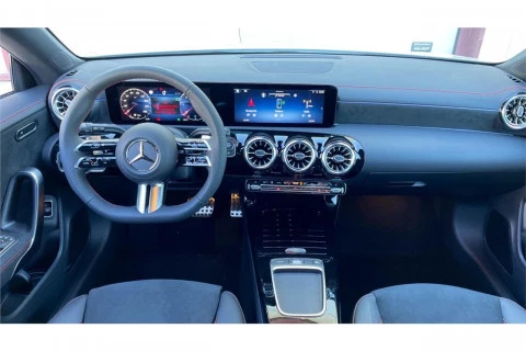 Mercedes-Benz CLA CLA 200