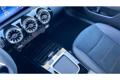 Mercedes-Benz CLA CLA 200