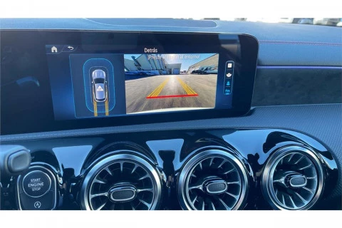 Mercedes-Benz CLA CLA 200