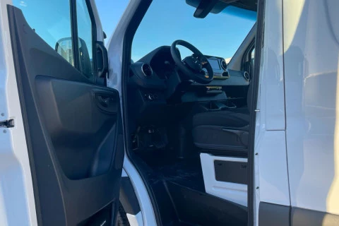 Mercedes-Benz eSprinter eSprinter 320 Furgón PRO Medio (56kWh)