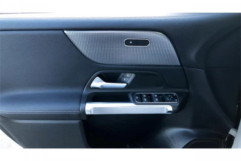 Mercedes-Benz GLB 180 d