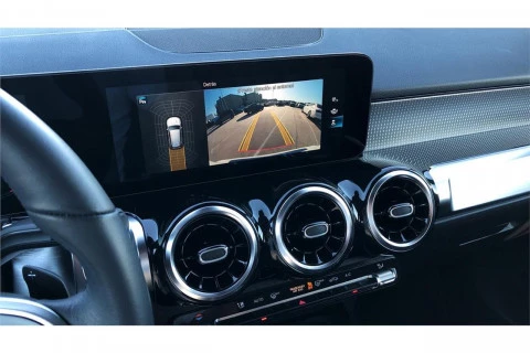 Mercedes-Benz GLB 180 d