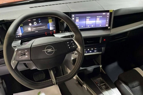 Opel Frontera 1.2T XHT Hybrid eDCT6 107kW GS