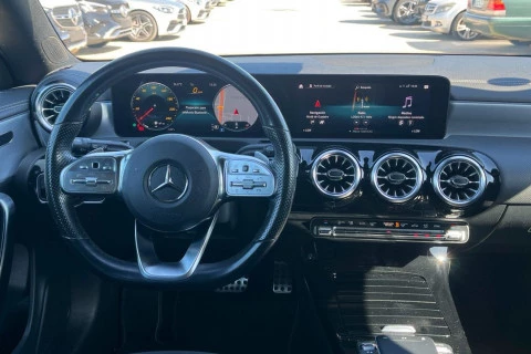 Mercedes-Benz CLA CLA 200 D DCT Shooting Brake