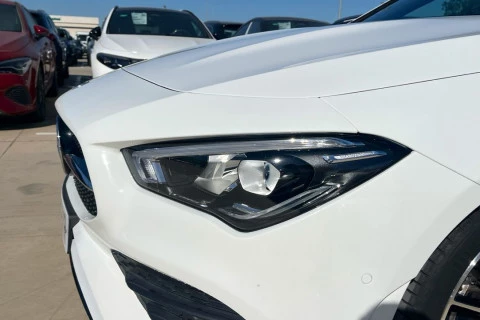 Mercedes-Benz CLA CLA 200 D DCT Shooting Brake