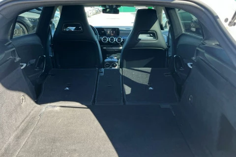 Mercedes-Benz CLA CLA 200 D DCT Shooting Brake