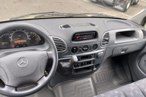 Mercedes-Benz Sprinter TRANSPORTE CABALLOS 