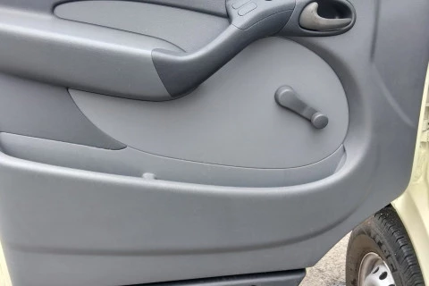 Mercedes-Benz Sprinter TRANSPORTE CABALLOS 