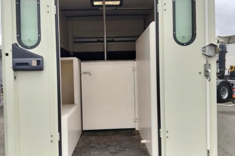 Mercedes-Benz Sprinter TRANSPORTE CABALLOS 