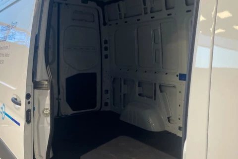 Mercedes-Benz eSprinter 320 Furgón PRO Medio