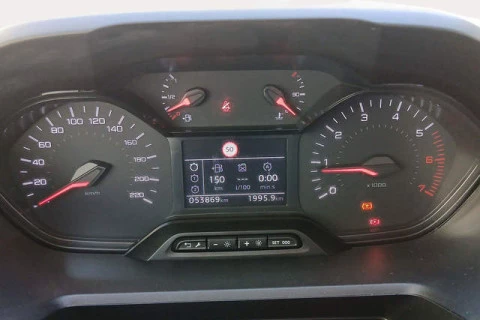 Peugeot Rifter Active Pack Business Standard BlueHDi 73 kW (100 CV)