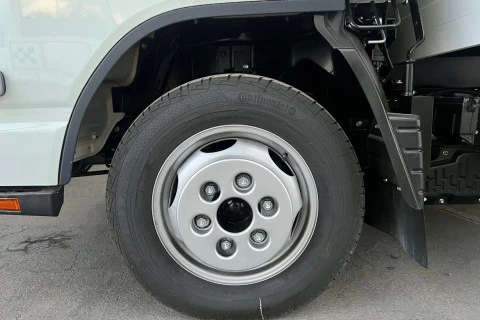 Mitsubishi Fuso Canter 3S13